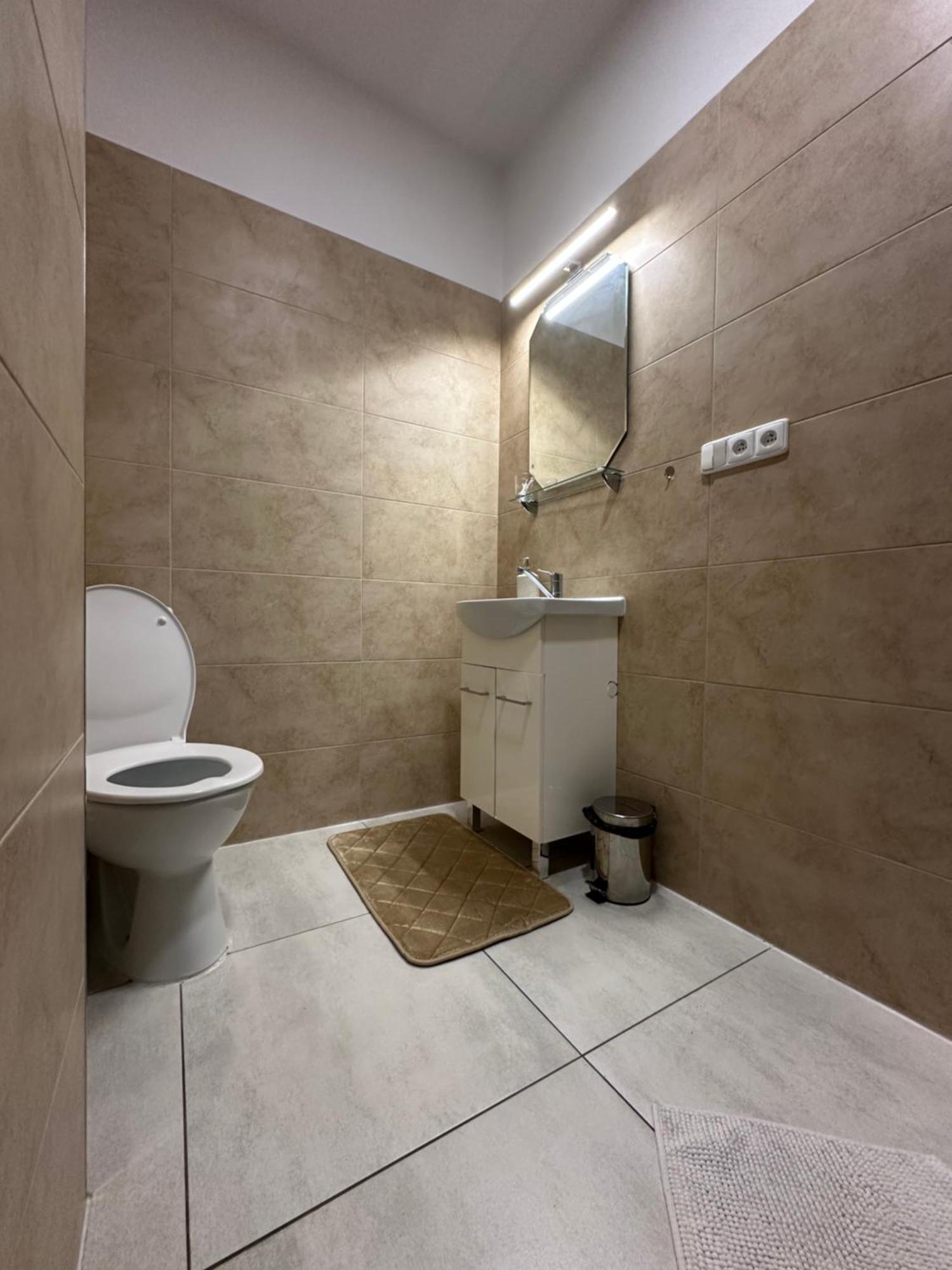 Modern & Cozy Apartment Near Hockey & Football Arena Bratislava Exterior photo